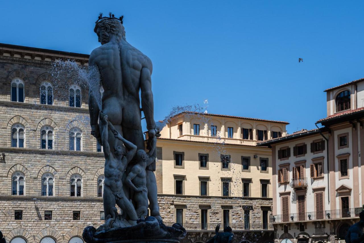 Apartments Florence - Palazzo Signoria Luxury Apartments 10- Giuditta Eksteriør bilde